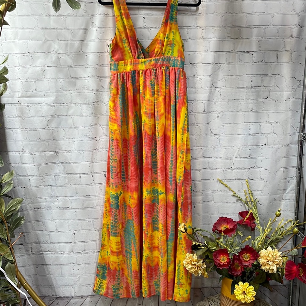 Dimri tie dye plunging cross over neckline twist strap maxi dress size m…